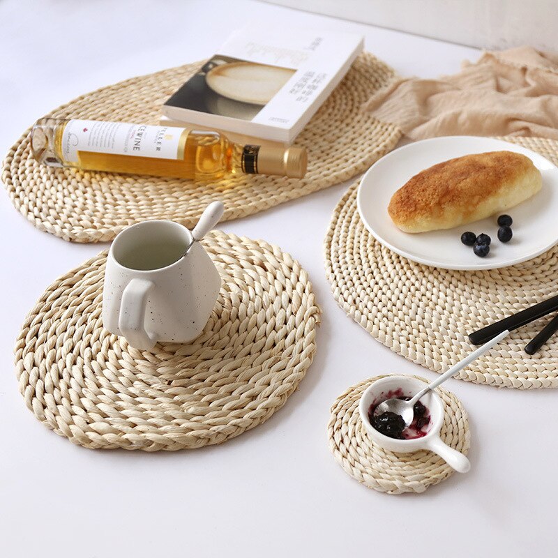 Eco-Friendly Straw Placemats